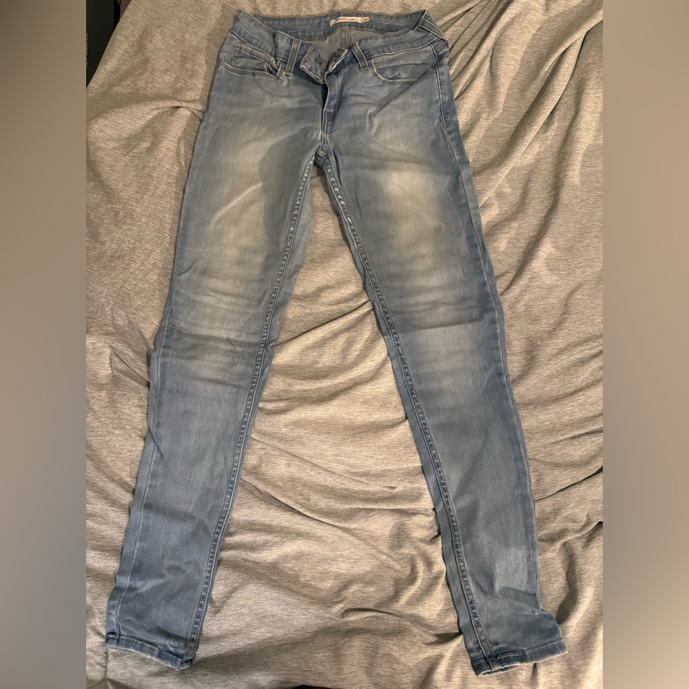 Levi's Women's Sky Blue Skinny Jeans